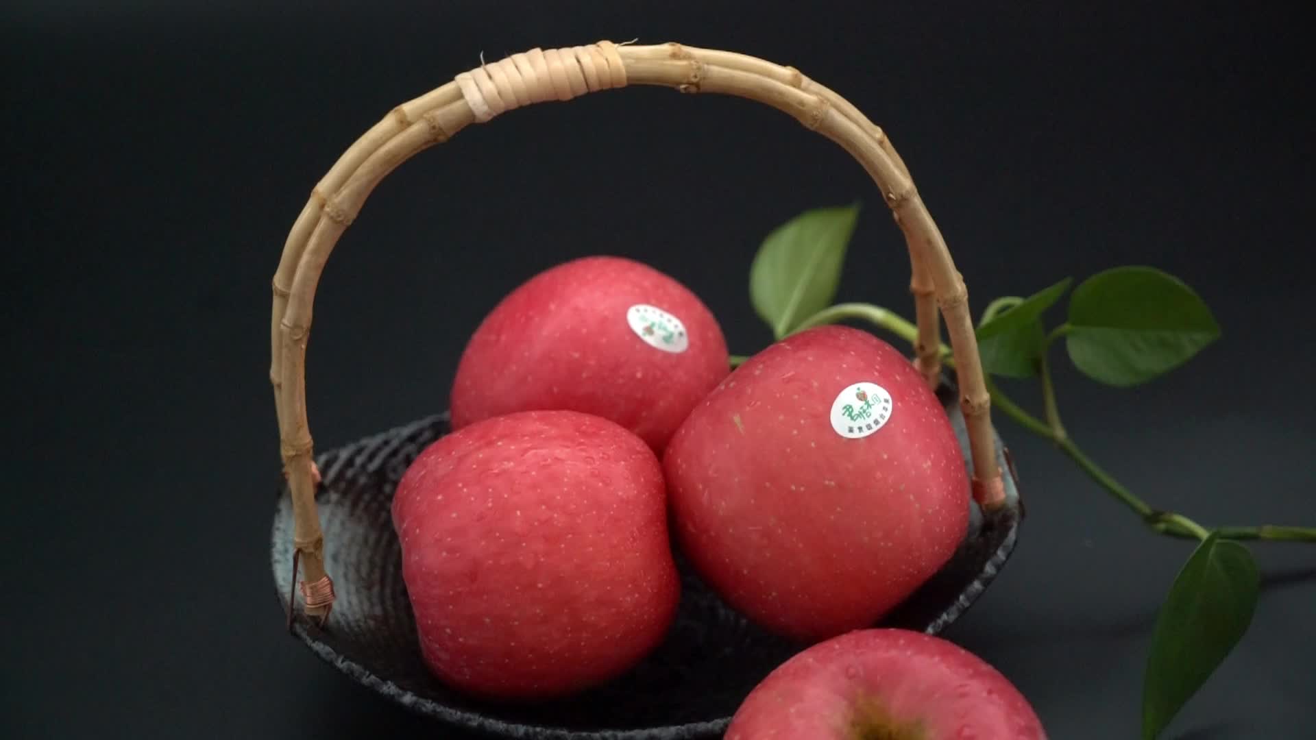 君恬果园 山东烟台栖霞红富士苹果礼盒 生鲜水果 15个/箱果径87mm