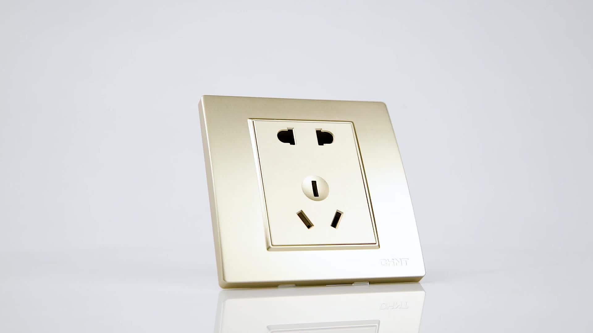 正泰(chnt)开关插座面板 斜五孔插座套装 12支装 香槟金 new7l系列