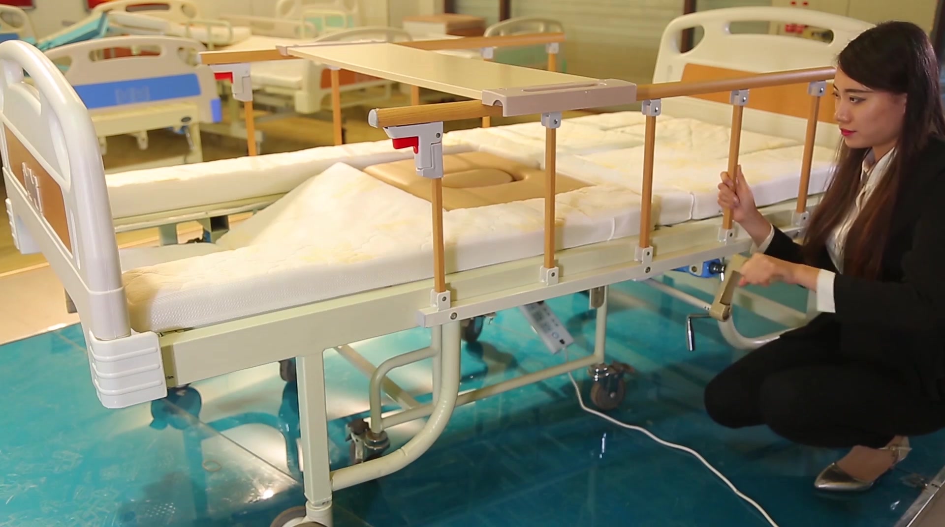 病人医用床医院康复病床丨手动多功能丨翻身丨轮椅护理床两用丨轮椅床